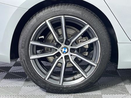 2019-BMW-3-Series-320d_7