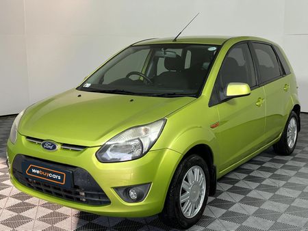 2010-Ford-Figo-14-Trend_0