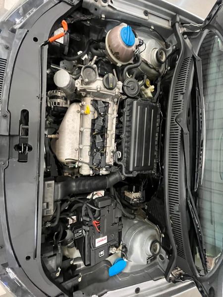 2015-Volkswagen-Polo-Vivo-GP-14-Blueline-5-dr_12