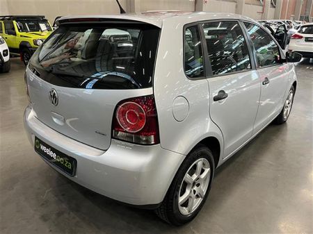 2015-Volkswagen-Polo-Vivo-GP-14-Blueline-5-dr_2