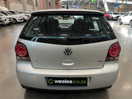 2015-Volkswagen-Polo-Vivo-GP-14-Blueline-5-dr_3