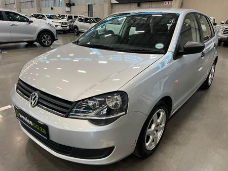 2015-Volkswagen-Polo-Vivo-GP-14-Blueline-5-dr_6