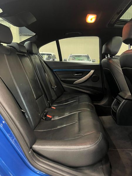 2017-BMW-3-Series-318i-M-Sport-Auto_11