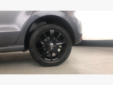 2024-Volkswagen-Polo-Vivo-14_10
