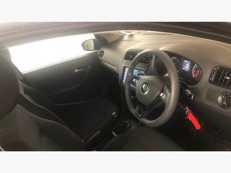 2024-Volkswagen-Polo-Vivo-14_13
