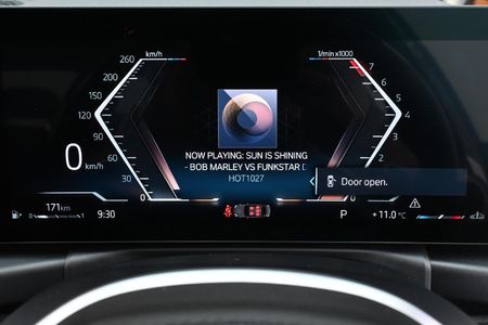 2022-BMW-3-Series-318i-M-Sport-Launch-Edition-Auto_17