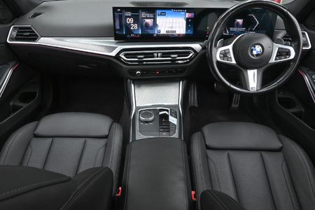 2022-BMW-3-Series-318i-M-Sport-Launch-Edition-Auto_7