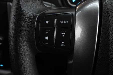 2023-Mahindra-Pik-Up-22-mHawk-S10-Double-Cab_17