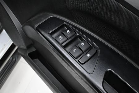 2023-Mahindra-Pik-Up-22-mHawk-S10-Double-Cab_19