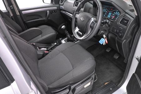 2023-Mahindra-Pik-Up-22-mHawk-S10-Double-Cab_6