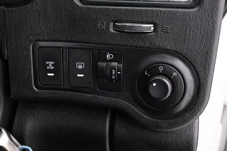 2021-Mahindra-Pik-Up-22-mHawk-S6-Double-Cab_19