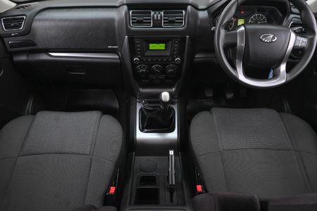 2021-Mahindra-Pik-Up-22-mHawk-S6-Double-Cab_7