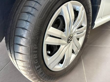 2025-Volkswagen-Polo-Vivo-16-Life_15