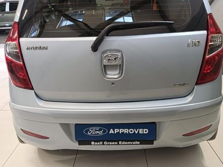 2013-Hyundai-i10-125-GLS-Fluid_12