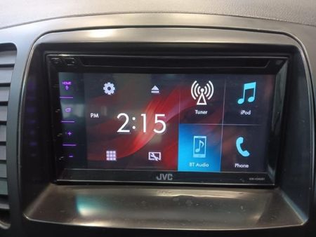 2013-Hyundai-i10-125-GLS-Fluid_21