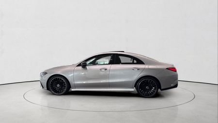 2025-Mercedes-Benz-CLA-200-Progressive_3