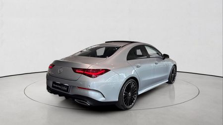 2025-Mercedes-Benz-CLA-200-Progressive_6