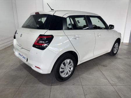 2025-Suzuki-Swift-12-GL_6
