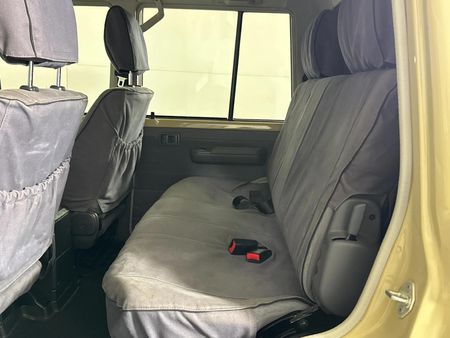 2025-Toyota-Land-Cruiser-79-28-GD-6-Auto-Double-Cab_3
