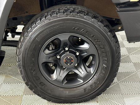 2025-Toyota-Land-Cruiser-79-28-GD-6-Auto-Double-Cab_4
