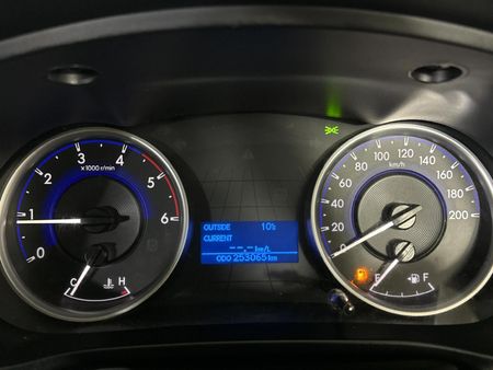 2019-Toyota-Hilux-24-GD-6-Raised-Body-SRX-Extended-Cab_1