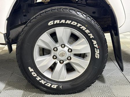 2019-Toyota-Hilux-24-GD-6-Raised-Body-SRX-Extended-Cab_4