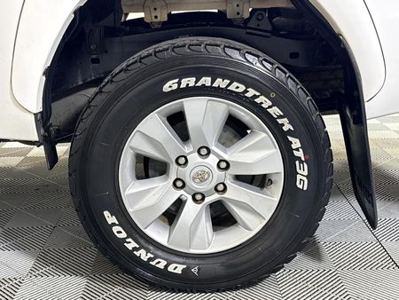 2019-Toyota-Hilux-24-GD-6-Raised-Body-SRX-Extended-Cab_5
