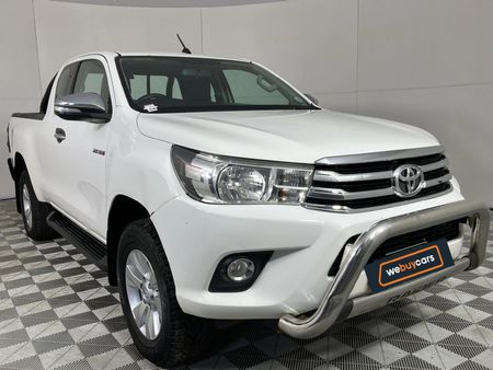 2017-Toyota-Hilux-28-GD-6-Raised-Body-Raider-Extended-Cab_12