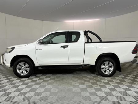 2017-Toyota-Hilux-28-GD-6-Raised-Body-Raider-Extended-Cab_15