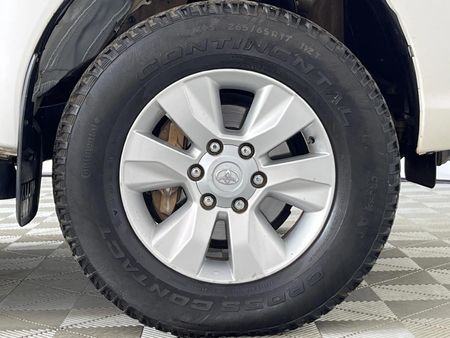 2017-Toyota-Hilux-28-GD-6-Raised-Body-Raider-Extended-Cab_3