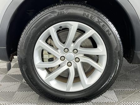 2019-Land-Rover-Discovery-Sport-20i4-D-HSE_4