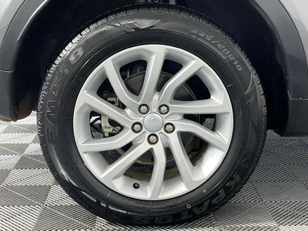 2019-Land-Rover-Discovery-Sport-20i4-D-HSE_7