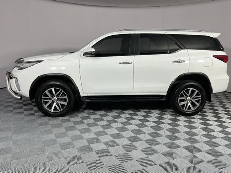 2020-Toyota-Fortuner-28-GD-6-Epic-Auto_20