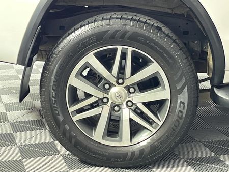 2020-Toyota-Fortuner-28-GD-6-Epic-Auto_7