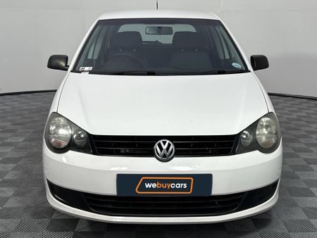 2011-Volkswagen-Polo-Vivo-14-Trendline-5-dr_14