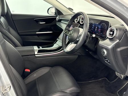 2022-Mercedes-Benz-C-Class-C-200-Auto_9