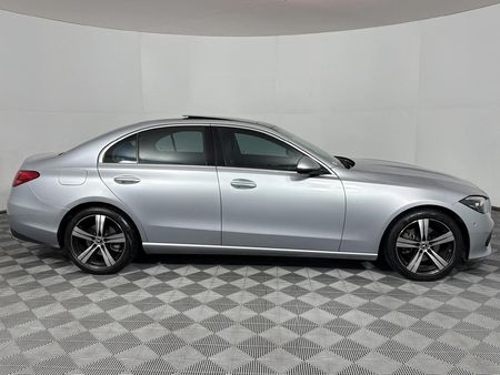 2022-Mercedes-Benz-C-Class-C-200-Auto_16