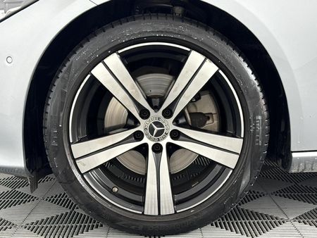 2022-Mercedes-Benz-C-Class-C-200-Auto_4