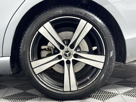2022-Mercedes-Benz-C-Class-C-200-Auto_6