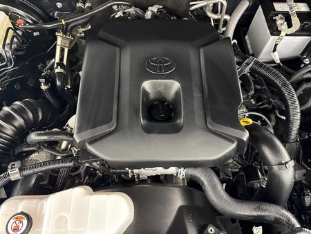 2024-Toyota-Land-Cruiser-Prado-TX-28GD-Auto_10