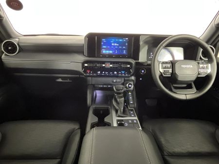 2024-Toyota-Land-Cruiser-Prado-TX-28GD-Auto_1