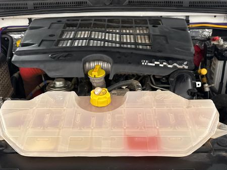 2024-Mahindra-Pik-Up-22-mHawk-S6-4x4-Single-Cab_5