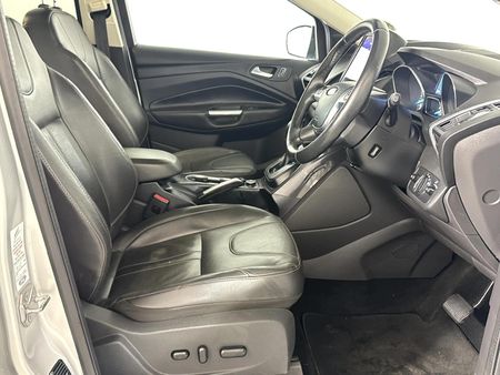 2019-Ford-Kuga-20-EcoBoost-Titanium-AWD-Auto_9