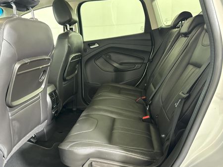 2019-Ford-Kuga-20-EcoBoost-Titanium-AWD-Auto_3
