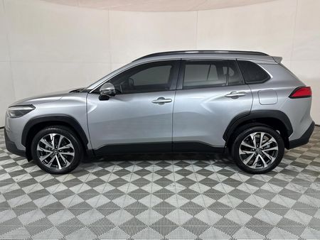 2023-Toyota-Corolla-Cross-18-XR_18