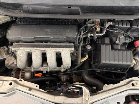 2009-Honda-Jazz-15i-EX-Auto_10