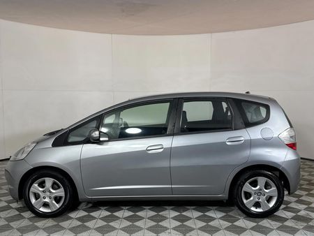 2009-Honda-Jazz-15i-EX-Auto_16