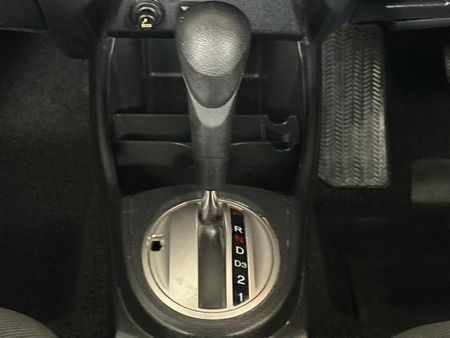 2009-Honda-Jazz-15i-EX-Auto_8