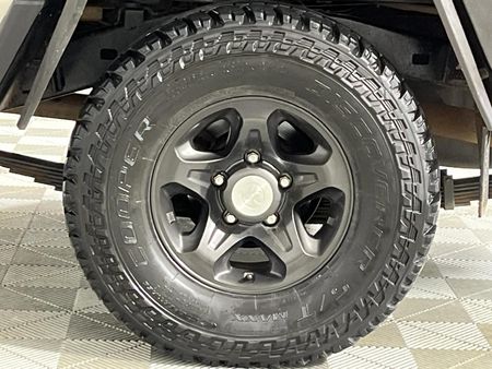 2014-Toyota-Land-Cruiser-79-45-D-Double-Cab_6