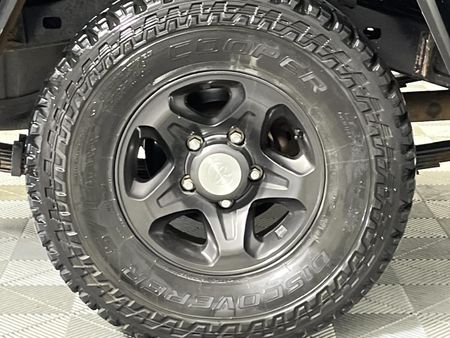 2014-Toyota-Land-Cruiser-79-45-D-Double-Cab_7